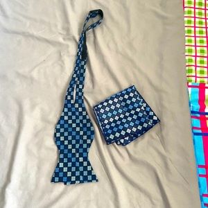Men's bow tie/ pocket hanky set
